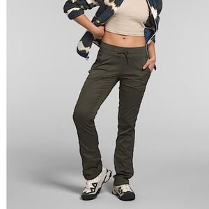 The North Face Aphrodite 2.0 Taupe Green, Women's Size Medium